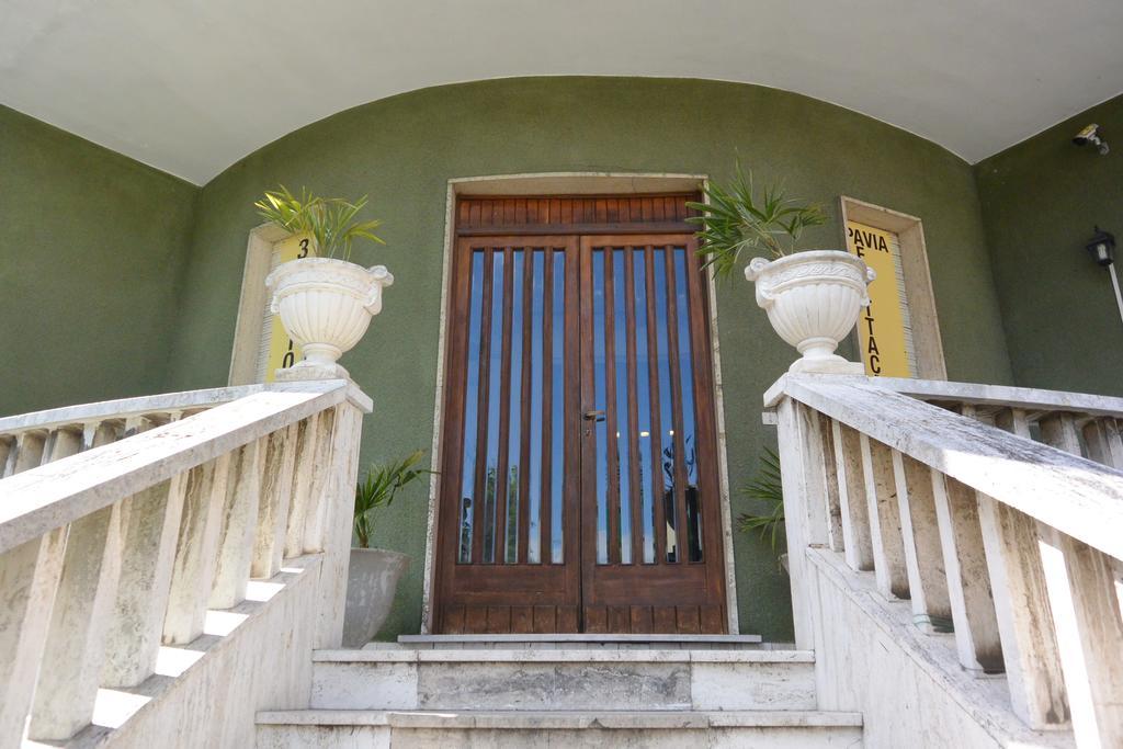 Affittacamere Pavia Exterior foto
